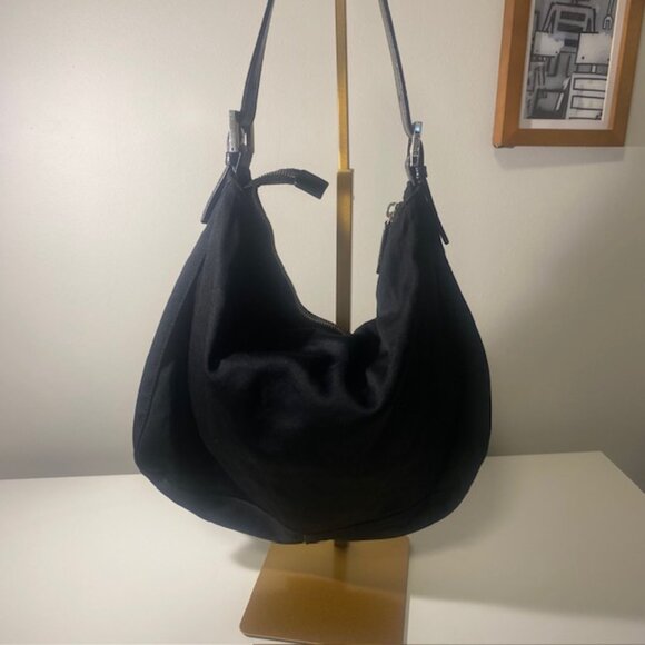 Vintage Fendi Mama Forever Baguette Neoprene FF Buckle Black Shoulder Bag W/COA - Picture 10 of 16